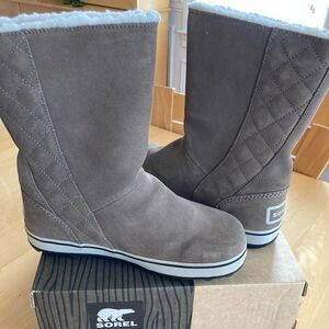 Sorel winter waterproof boots size 7.5